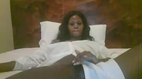 Snapshot of naughty_babe000 chatting on 27, 4, 2026 alisha online show from 27, 4, 2026