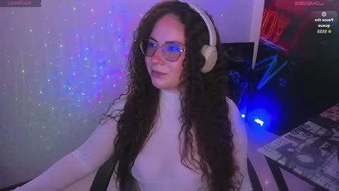 Snapshot of naughty_butt chatting on 9, 4, 2026 Megan online show from 9, 4, 2026