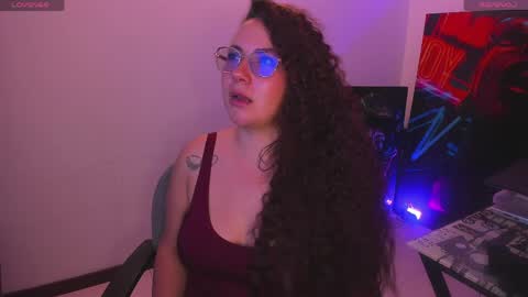 Snapshot of naughty_butt chatting on 23, 4, 2026 Megan online show from 23, 4, 2026