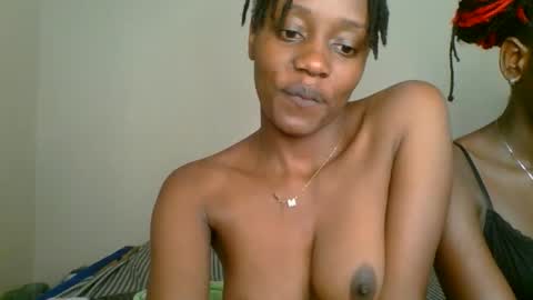 Snapshot of naughty_ellaa chatting on 15, 9, 2025 naughty_ellaa online show from 15, 9, 2025