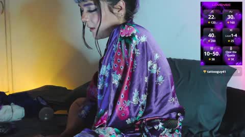 Em  please help me reach 100 thumbs up 3 online show from 7, 2, 2025