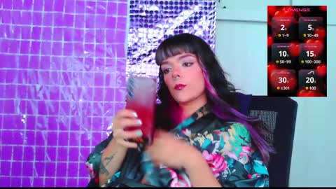 Em  please help me reach 100 thumbs up 3 online show from 2, 3, 2025