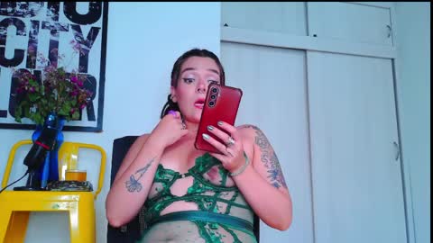 Em  please help me reach 100 thumbs up 3 online show from 5, 4, 2026