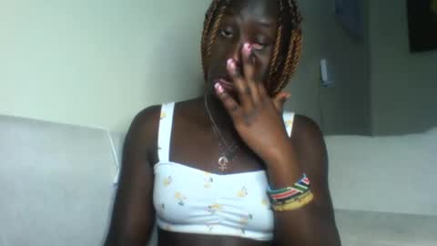 Snapshot of naughty_hickie chatting on 25, 11, 2025 HICKIE online show from 25, 11, 2025