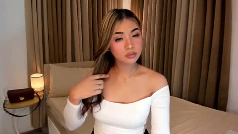 naughty_hunk_yuki online show from 5, 12, 2025