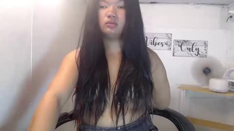 Snapshot of naughty_kate18 chatting on 9, 3, 2025 KATE online show from 9, 3, 2025