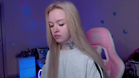 Snapshot of naughty_mablee chatting on 27, 4, 2026 Mable online show from 27, 4, 2026