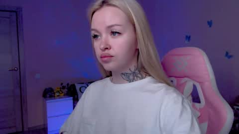 Snapshot of naughty_mablee chatting on 28, 4, 2026 Mable online show from 28, 4, 2026