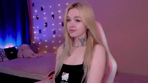 Snapshot of naughty_mablee chatting on 15, 5, 2026 Mable online show from 15, 5, 2026