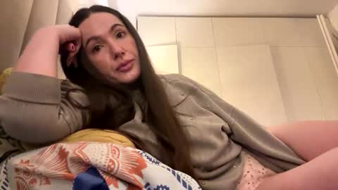 Snapshot of naughty_princesse chatting on 20, 4, 2026 Elena online show from 20, 4, 2026