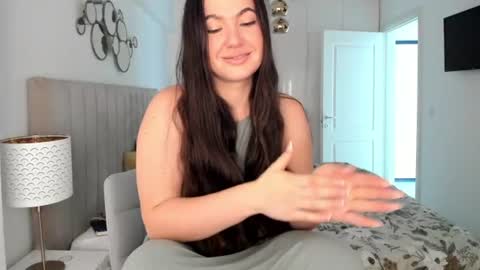Snapshot of naughty_princesse chatting on 15, 7, 2026 Elena online show from 15, 7, 2026