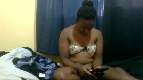 Snapshot of naughty_slender2 chatting on 22, 5, 2026 jn online show from 22, 5, 2026