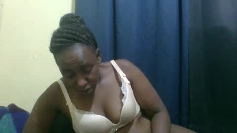 Snapshot of naughty_slender2 chatting on 29, 5, 2026 jn online show from 29, 5, 2026