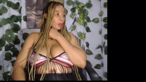 Snapshot of naughty_xxbunny chatting on 29, 1, 2025 beauty online show from 29, 1, 2025