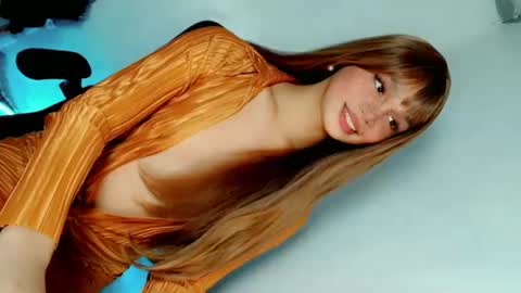 Snapshot of naughtybella_ chatting on 20, 1, 2025 bella online show from 20, 1, 2025