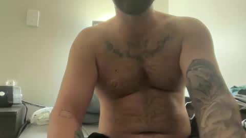 naughtyboy440200 online show from 3, 11, 2025