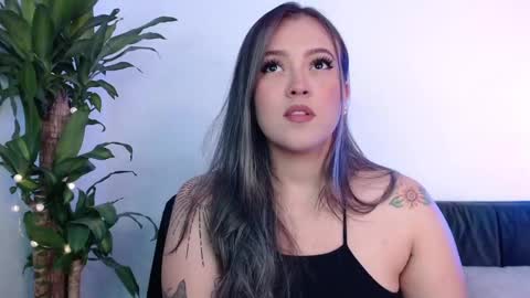 LANAindependent model online show from 30, 12, 2024