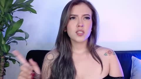 LANAindependent model online show from 12, 2, 2025