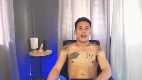 naughtyfuck_boy online show from 18, 4, 2026