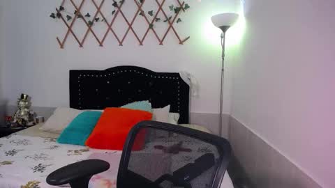 Valeria  online show from 22, 12, 2025