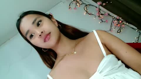 Snapshot of naughtymuse_ chatting on 5, 3, 2026 ELISE online show from 5, 3, 2026