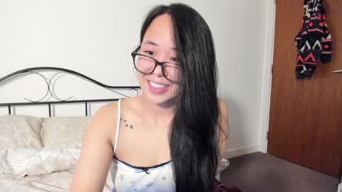 Gigi Chu  online show from 12, 1, 2025