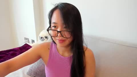 Gigi Chu  online show from 20, 2, 2025