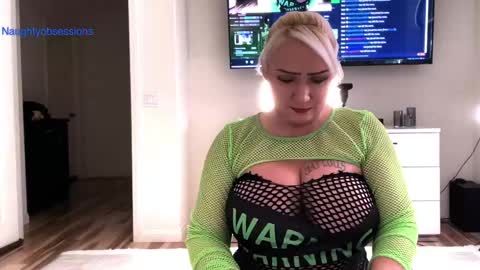 Snapshot of naughtyobsessions chatting on 26, 4, 2026 Aphroditecall me A for short online show from 26, 4, 2026