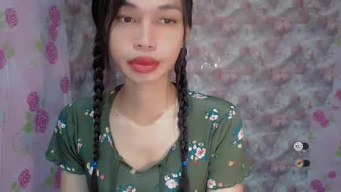 Snapshot of naughtysunshinepinay chatting on 9, 6, 2026 Celine online show from 9, 6, 2026