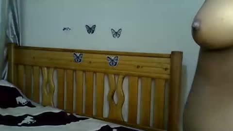 naughytwinxx online show from 15, 12, 2025