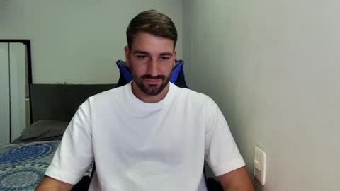 Nico online show from 6, 4, 2026