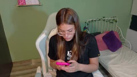 Snapshot of naugthy_muse chatting on 5, 2, 2026 sabrina online show from 5, 2, 2026