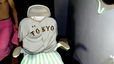 Snapshot of naugthyboyloy chatting on 15, 5, 2026 Loy online show from 15, 5, 2026