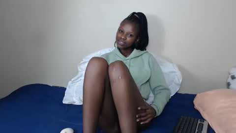 nawtylarissa_ online show from 30, 11, 2025