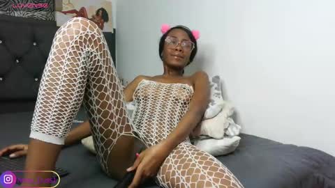 Snapshot of nayah_dussa1 chatting on 23, 2, 2025 Vane broadcast 6 pm to 1 am Colombia time online show from 23, 2, 2025
