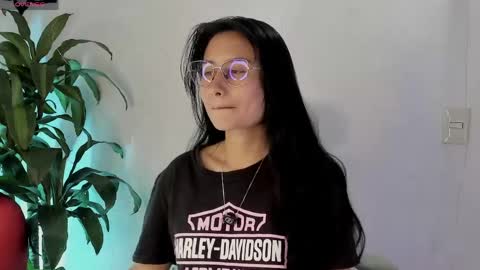 Naye  online show from 17, 4, 2026