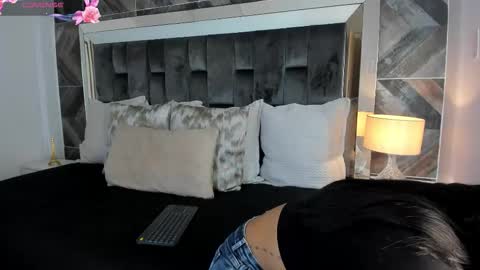 Snapshot of naylagrey chatting on 16, 3, 2026 online show from 16, 3, 2026