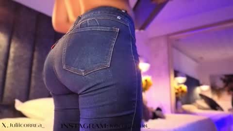 Juli  online show from 22, 10, 2025