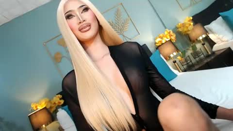 Snapshot of nayumi_edwards chatting on 7, 7, 2026 F R A N Z I A online show from 7, 7, 2026
