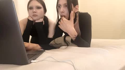 nbomcik online show from 25, 6, 2026