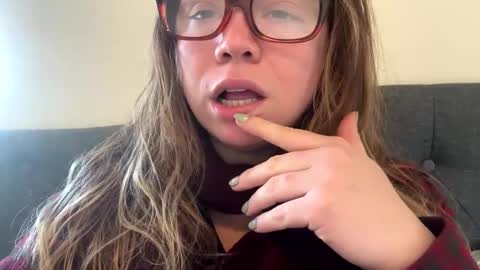 Nealiana online show from 2, 12, 2024