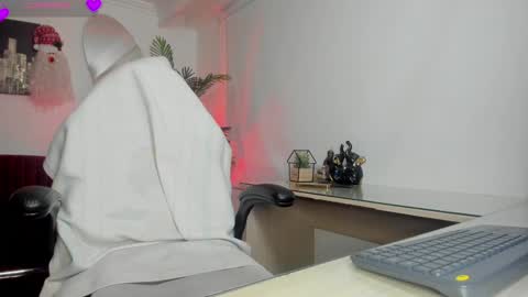 Hellen online show from 17, 1, 2025