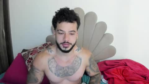 Snapshot of neeii chatting on 29, 9, 2025 Nei turn green online show from 29, 9, 2025