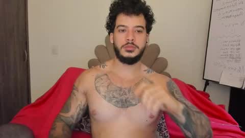 Snapshot of neeii chatting on 12, 5, 2026 Nei turn green online show from 12, 5, 2026