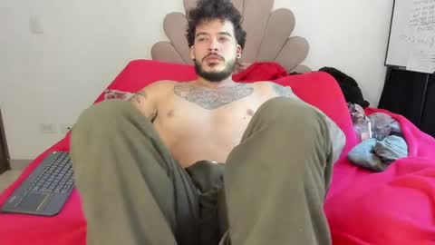Snapshot of neeii chatting on 24, 5, 2026 Nei turn green online show from 24, 5, 2026