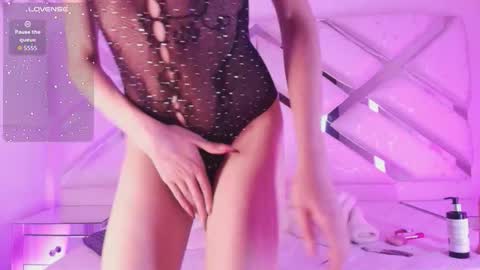 nefera_nox online show from 13, 2, 2026