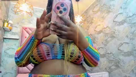 Nefer  online show from 25, 5, 2026