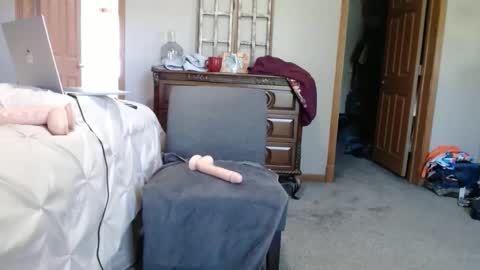 Snapshot of neighborguy4u chatting on 5, 6, 2026 NEIGHBORGUY4U online show from 5, 6, 2026