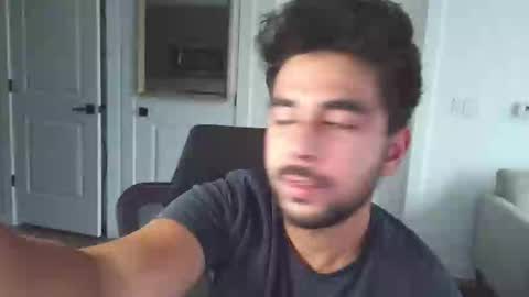 Snapshot of neilsing chatting on 12, 10, 2025 neil online show from 12, 10, 2025