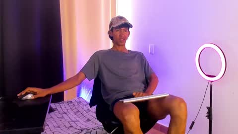 Snapshot of neitan_miller chatting on 27, 4, 2026 neitan online show from 27, 4, 2026
